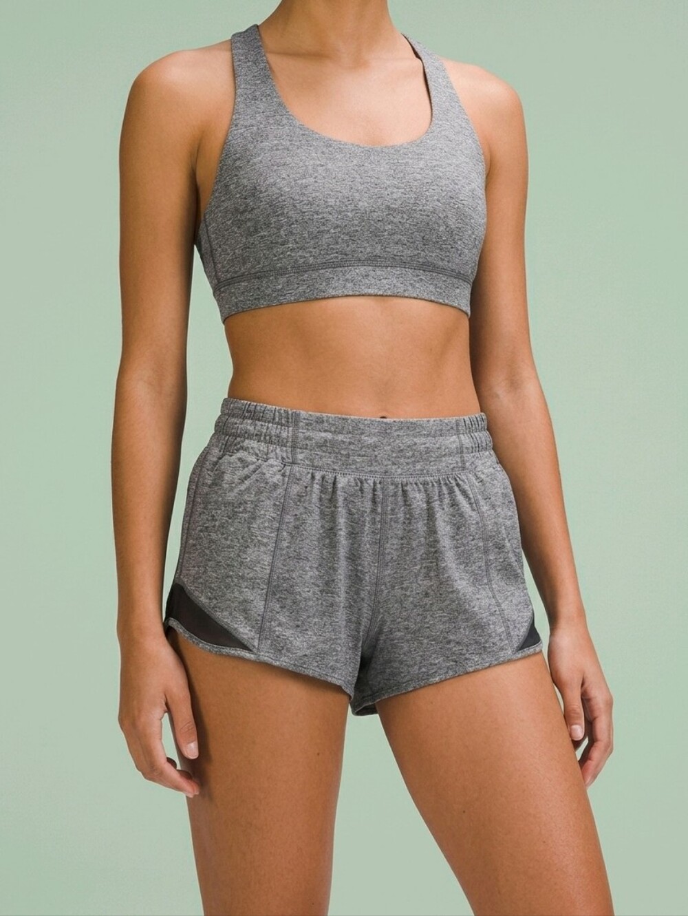 Lululemon Hotty Hot Low Rise Lined Short LW7ATLT Heather Gray Inseam 4" Size 4